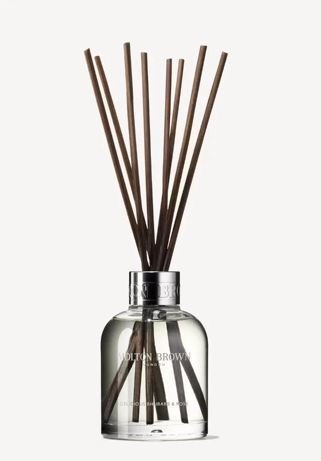 Molton Brown Earrings Delicious Rhubarb Rose Aroma Reeds