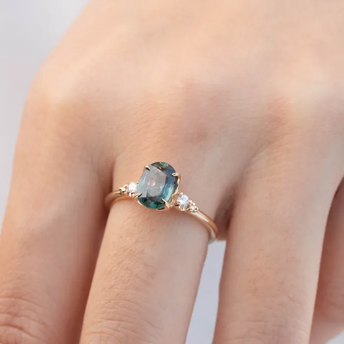 Estel Ring 172ct Peacock Green Sapphire One of a kind Envero Jewelry Rings Estel Ring 172ct Peacock Green Sapphire One of a kind Envero Jewelry Rings