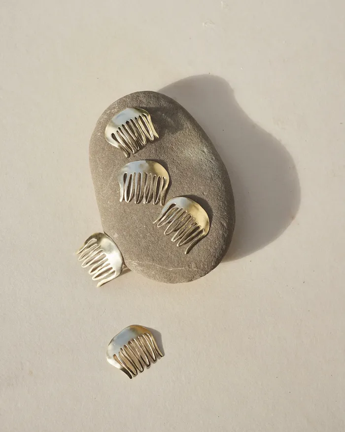 Mountainside Jewelry Earrings Cala Comb