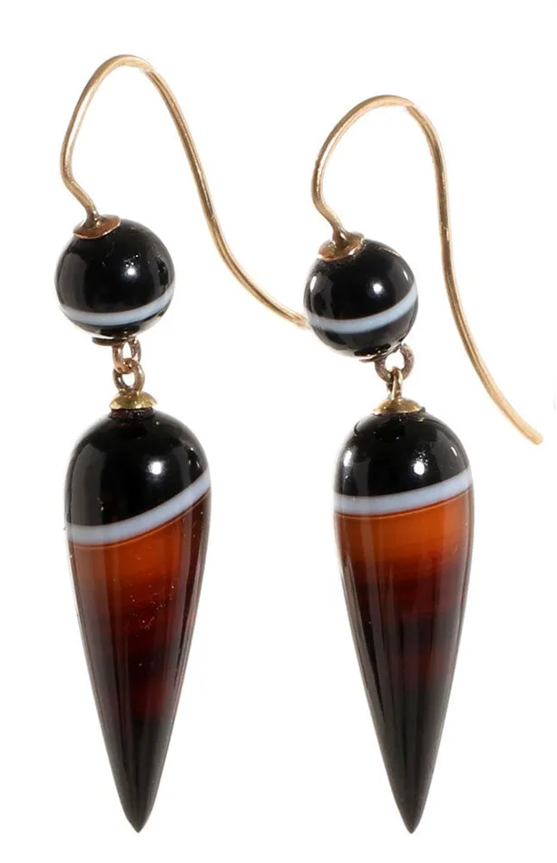 Victorian Banded Agate Elongated Teardrop Earrings Bell Bird Antiques Earrings Victorian Banded Agate Elongated Teardrop Earrings Bell Bird Antiques Earrings