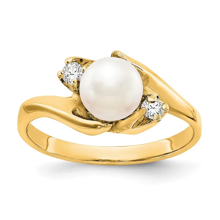 Goldia Rings 14k Yellow Gold 6mm FW Cultured Pearl VS Diamond ring